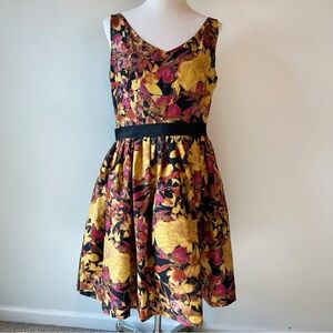 Taylor Fit and Flare Holiday Floral Black Gold Double V Neck Party Dress size 14